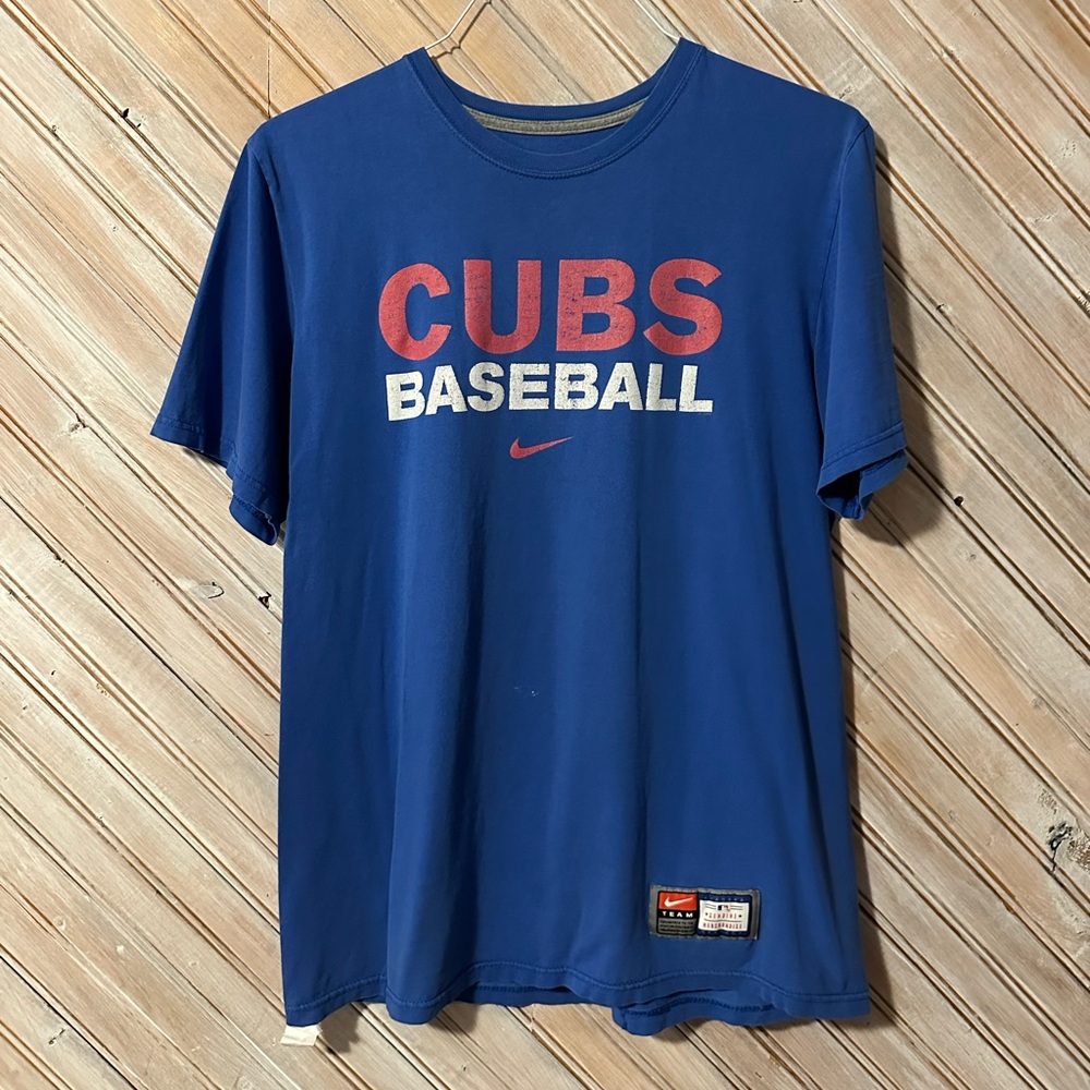 Nike Chicago Cubs MLB Baseball Tee T Shirt Blue Red Genuine Merchandise